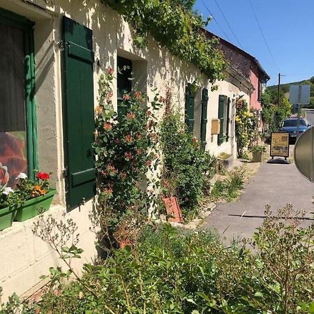 Le Surmelin Bed & Breakfast 'Ombres' Baulne-en-Brie Екстериор снимка