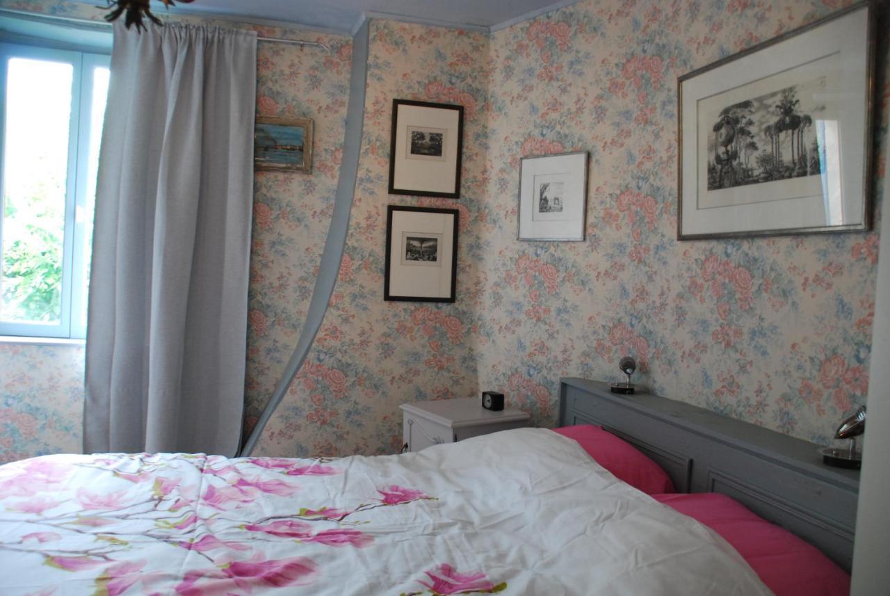 Le Surmelin Bed & Breakfast 'Ombres' Baulne-en-Brie Екстериор снимка