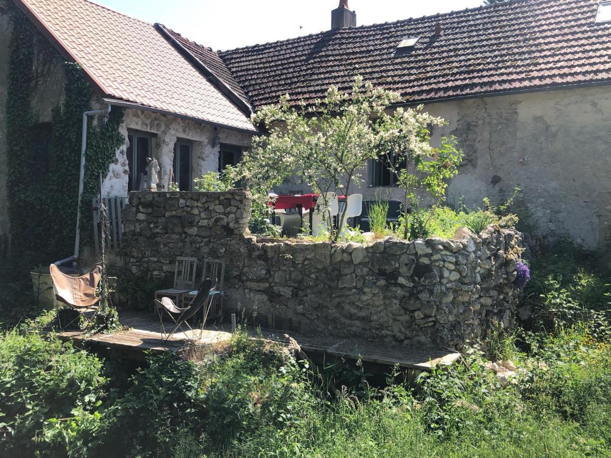 Le Surmelin Bed & Breakfast 'Ombres' Baulne-en-Brie Екстериор снимка
