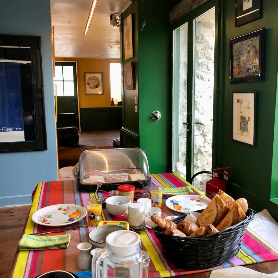 Le Surmelin Bed & Breakfast 'Ombres' Baulne-en-Brie Екстериор снимка